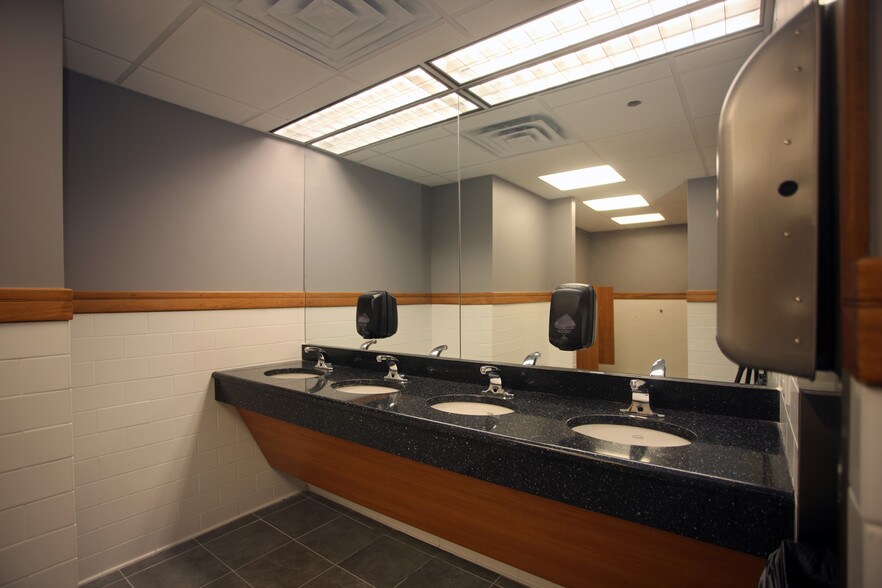 More Photos Of 4 Westchester Park Dr, White Plains Office For Lease