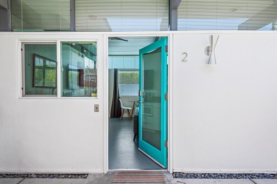 More Photos Of 795 E Chuckwalla Rd, Palm Springs Apartments For Sale