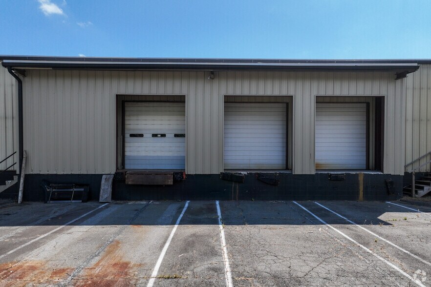 More Photos Of 1190 Old Belt Way, Rural Hall Manufacturing For Lease