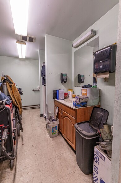 More Photos Of 2227 N 3rd Ave, Whitehall Service For Sale