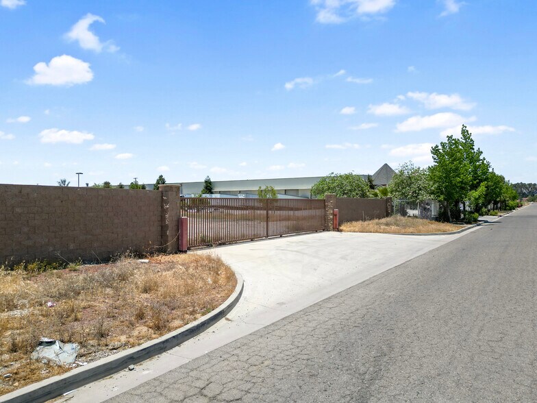 More Photos Of 1980 Goetz Rd, Perris Land For Lease