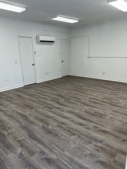 More Photos Of 1806 Hayward Ave, Chesapeake Loft Creative Space For Sale