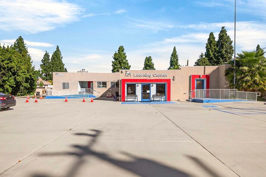 More Photos Of 1555 W Commonwealth Ave, Fullerton Office For Sale