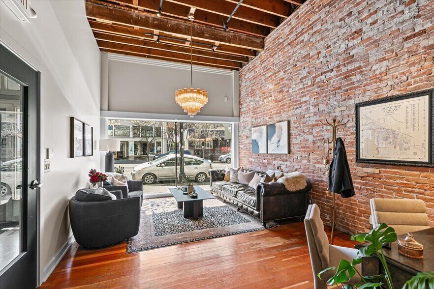 More Photos Of 145 E Main St, Ashland Restaurant For Sale