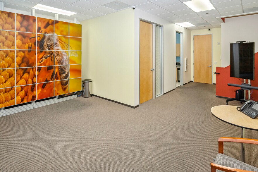 More Photos Of 1292 Kifer Rd, Sunnyvale Research And Development For Sale