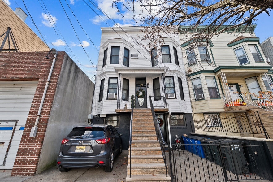 More Photos Of 179 Hackensack Plank Rd, Weehawken Multifamily For Sale