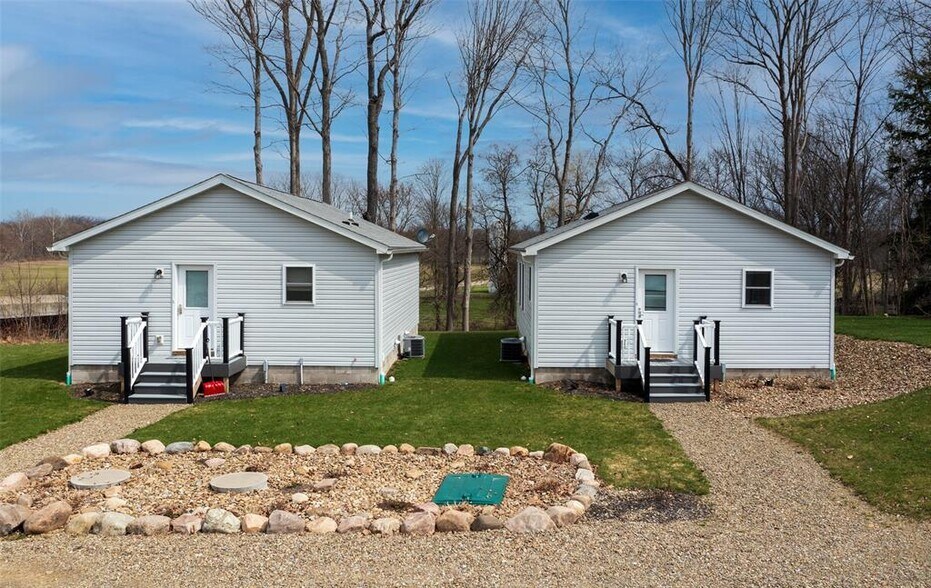 More Photos Of 14015 US-19, Waterford Multifamily For Sale