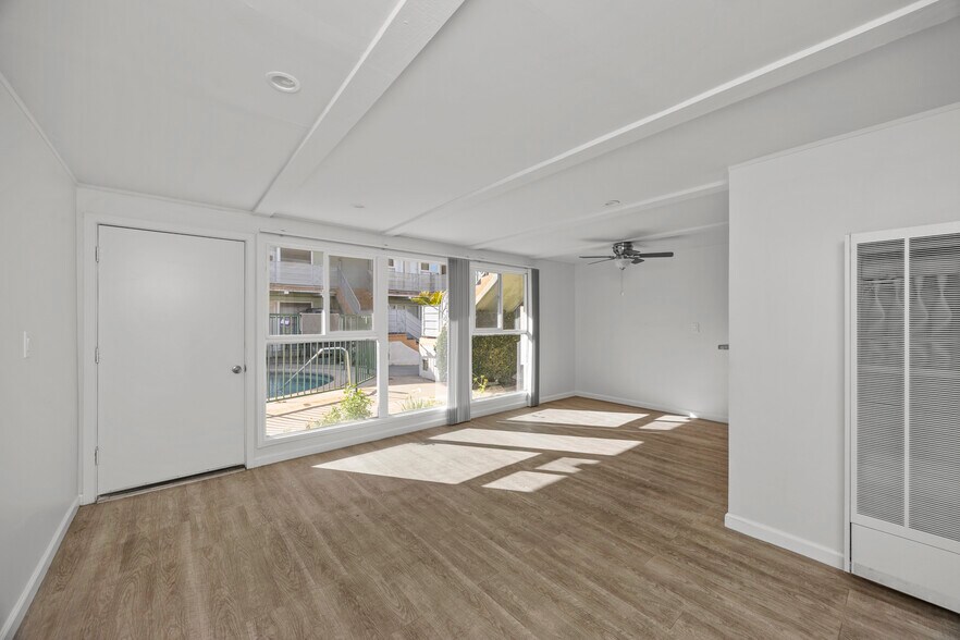 More Photos Of 1904 S Robertson Blvd, Los Angeles Apartments For Sale