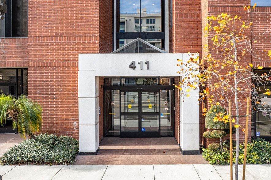 More Photos Of 411 N Central Ave, Glendale Medical For Lease