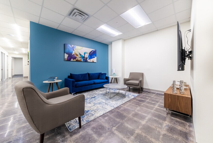 More Photos Of 11211 Taylor Draper Ln, Austin Office For Lease