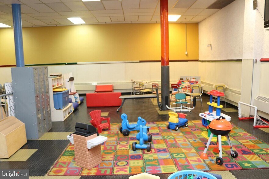 More Photos Of 101 W Mount Pleasant Ave, Philadelphia Daycare Center For Sale