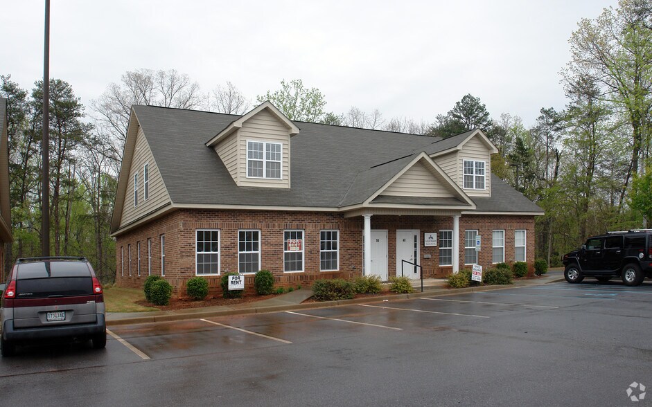 More Photos Of 48 Saint Mark Rd, Taylors Office For Sale