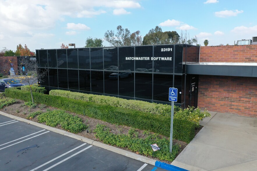 Primary Photo Of 23191-23193 La Cadena Dr, Laguna Hills Office For Lease