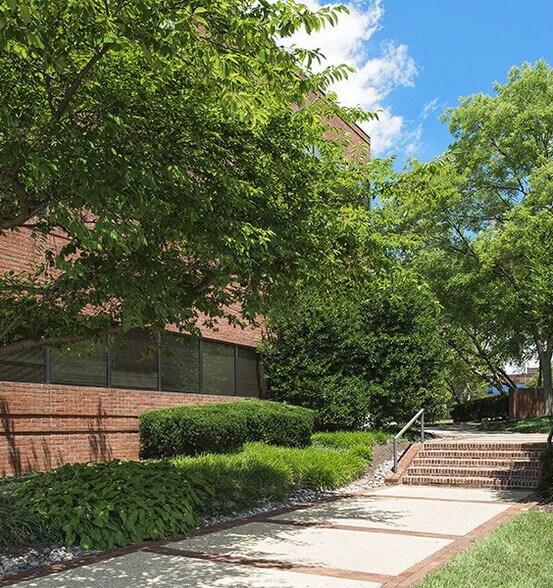More Photos Of 4550 Forbes Blvd, Lanham Office For Lease