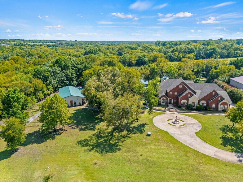 More Photos Of 12900 FM 121, Van Alstyne Lodge Meeting Hall For Sale