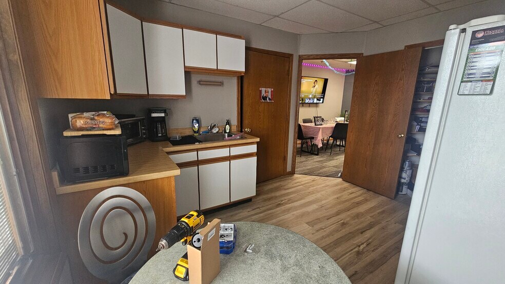 More Photos Of 17236 Harlem Ave, Tinley Park Office For Sale