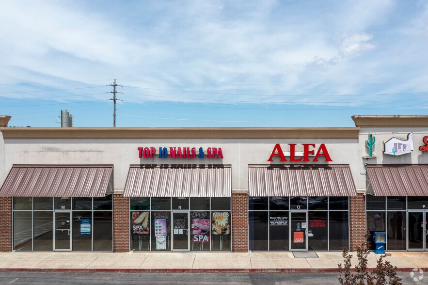 More Photos Of 3740-3760 Highway 53, Huntsville General Retail For Lease