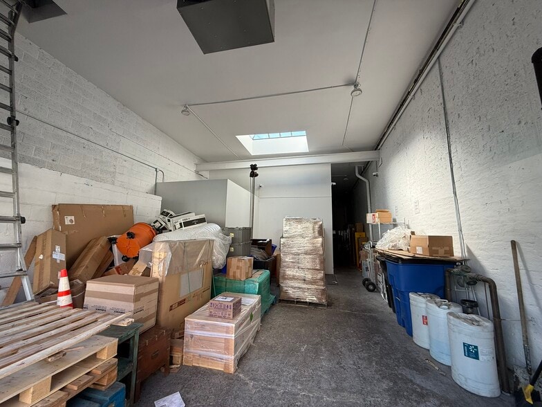 More Photos Of 142 18th St, Brooklyn Industrial For Lease