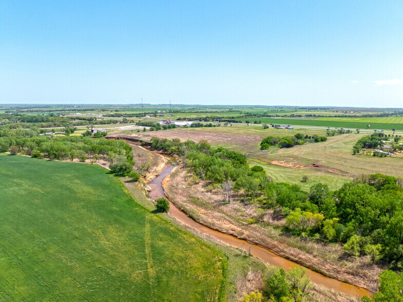 More Photos Of 3062 Interstate 40 S Service Road, Hydro Land For Sale