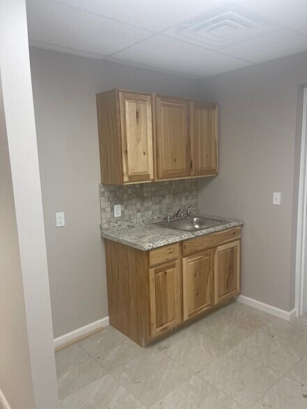 More Photos Of 3017 W County Rd 137, Midland Industrial For Lease