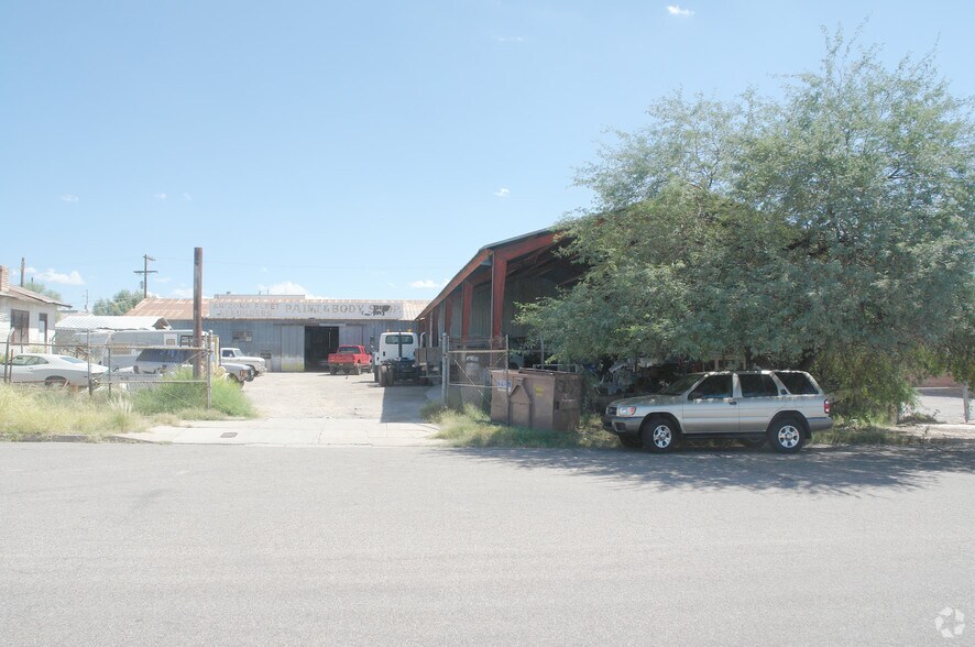 More Photos Of 530-540 N 7th Ave, Tucson Flex For Sale