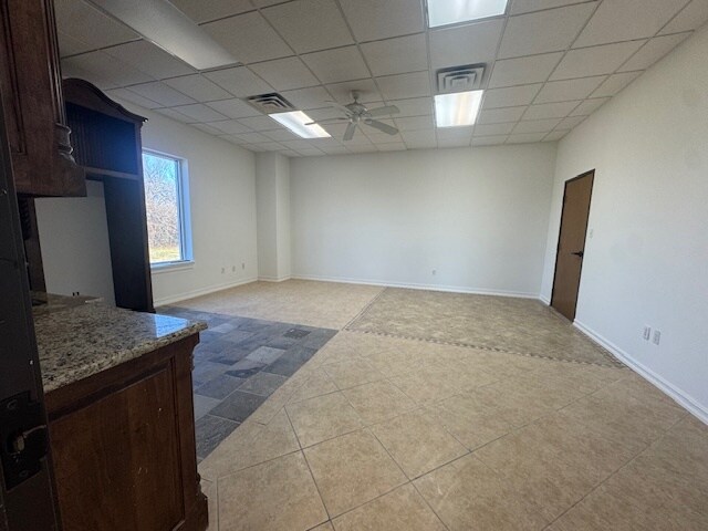 More Photos Of 1585 E Broad St, Mansfield Unknown For Lease