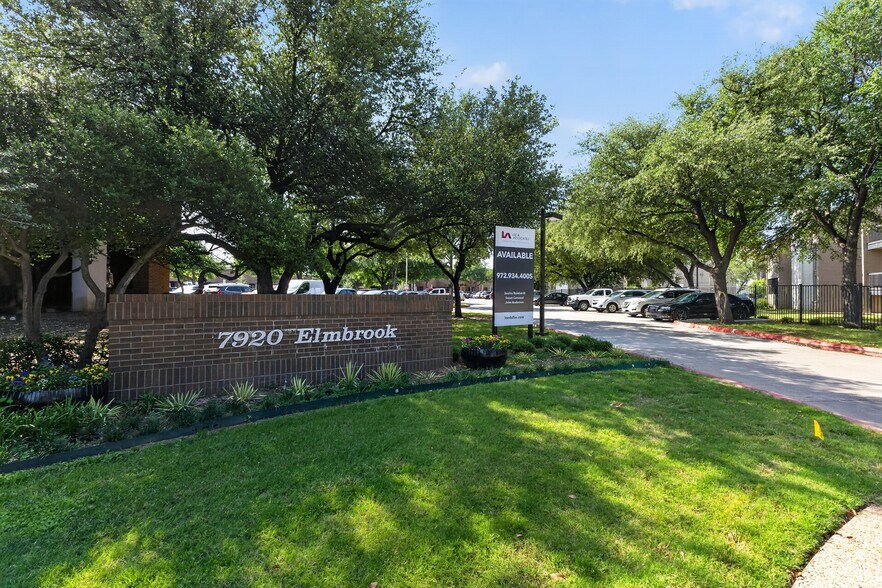 More Photos Of 7920 Elmbrook Dr, Dallas Medical For Lease