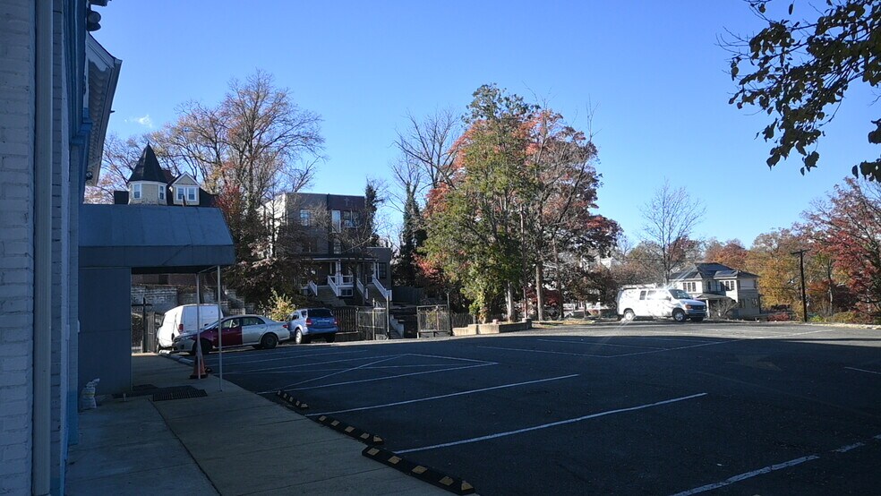 More Photos Of 2715-2725 22nd St NE, Washington Religious Facility For Sale
