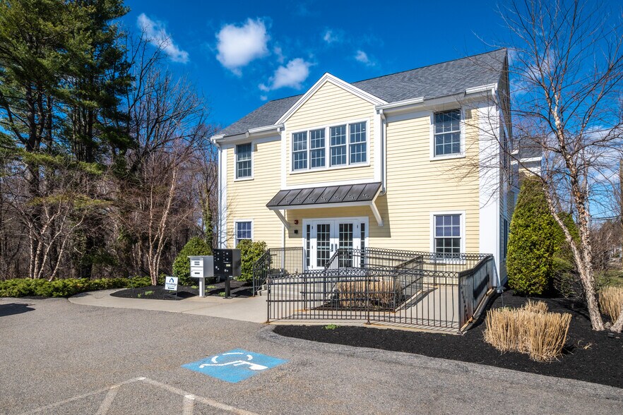 More Photos Of 600 Main St, Walpole Medical For Lease