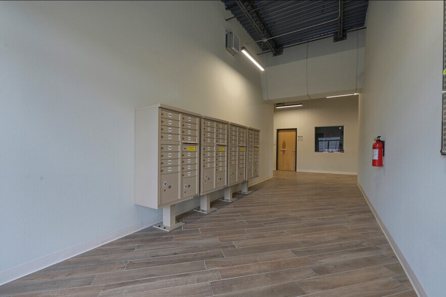 More Photos Of 5625 Woodrow Bean, El Paso Coworking Space
