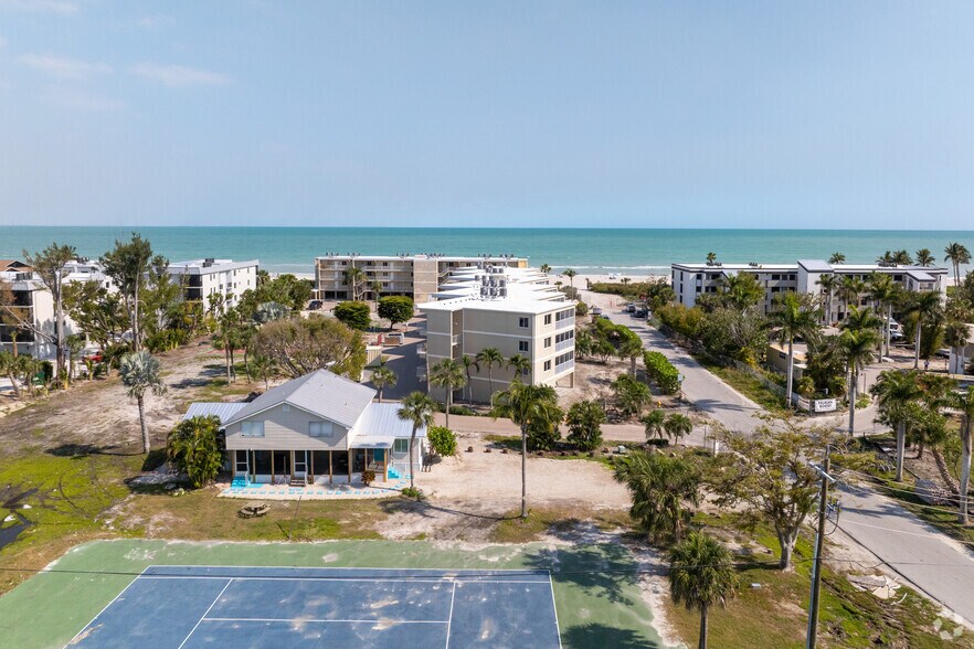 More Photos Of 610 Donax St, Sanibel Apartments For Sale