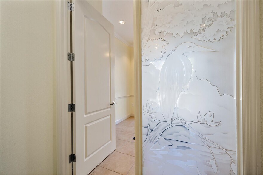 More Photos Of 5601-5605 Marquesas Cir, Sarasota Office For Sale