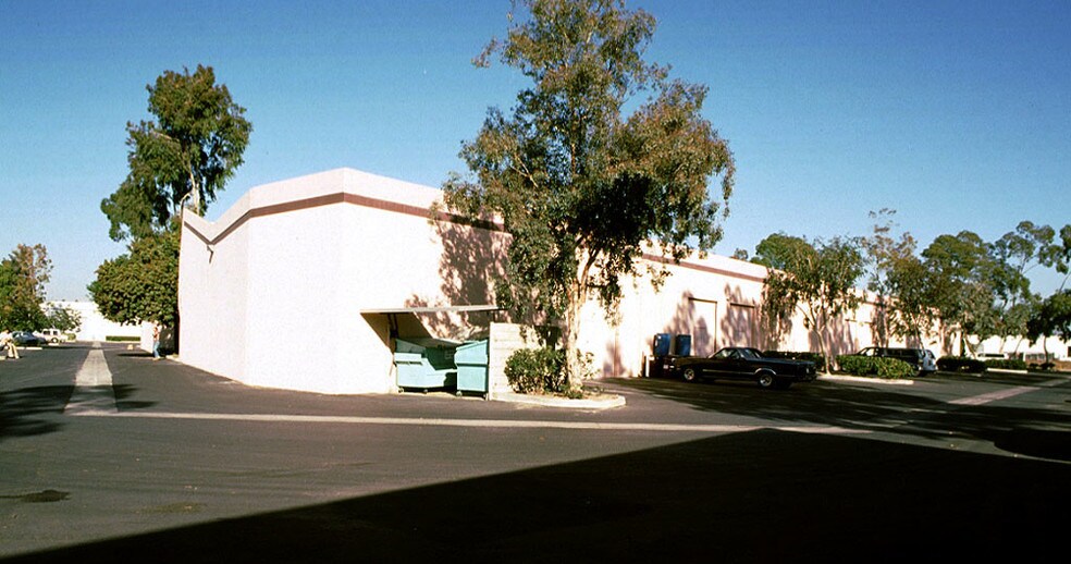 More Photos Of 507-517 Calle San Pablo, Camarillo Manufacturing For Lease
