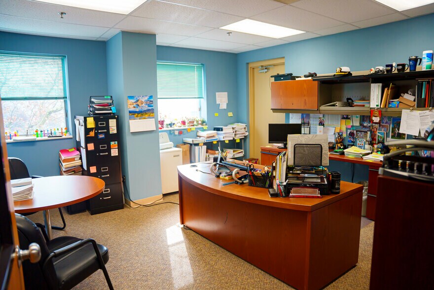 More Photos Of 1301 W Forest Grove Rd, Vineland Flex For Lease