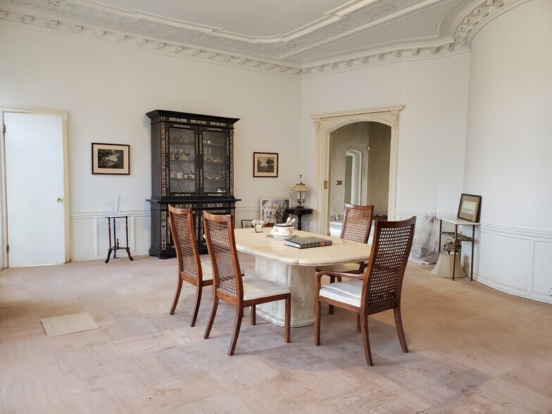 More Photos Of 8469 E Jefferson Ave, Detroit Office Residential For Sale