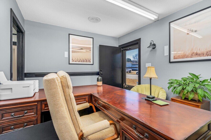 More Photos Of 323 Trevathan St, Rocky Mount Freestanding For Sale