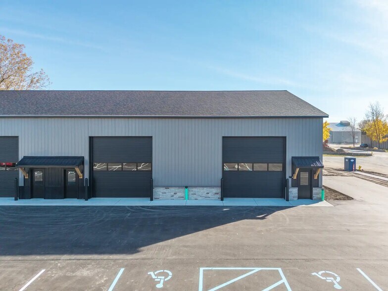 More Photos Of 1709 Dewent St, Jenison Light Manufacturing For Lease