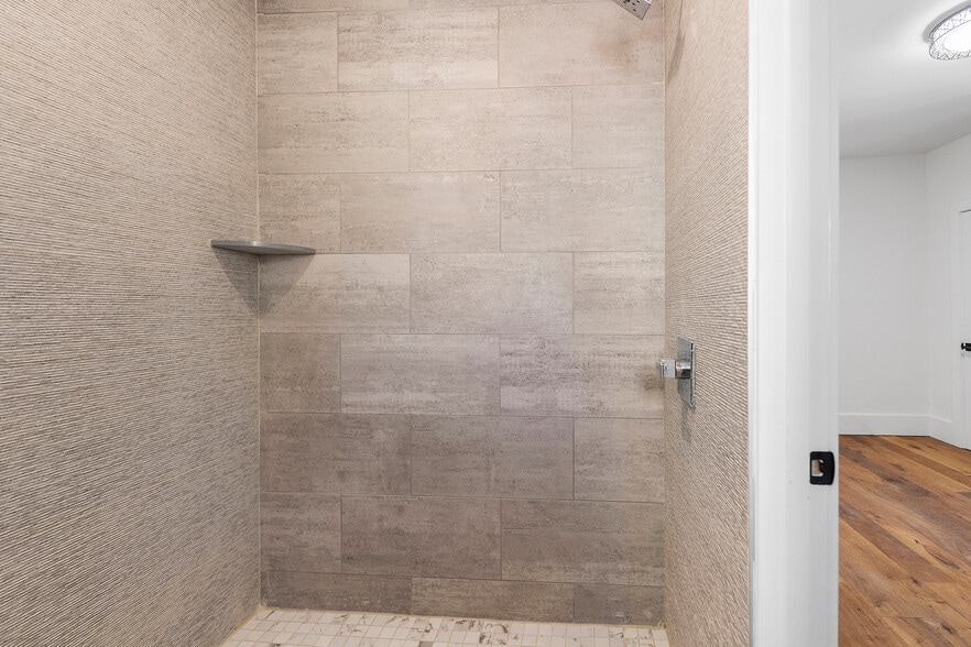 More Photos Of 1935 Spruce St, Philadelphia Apartments For Sale