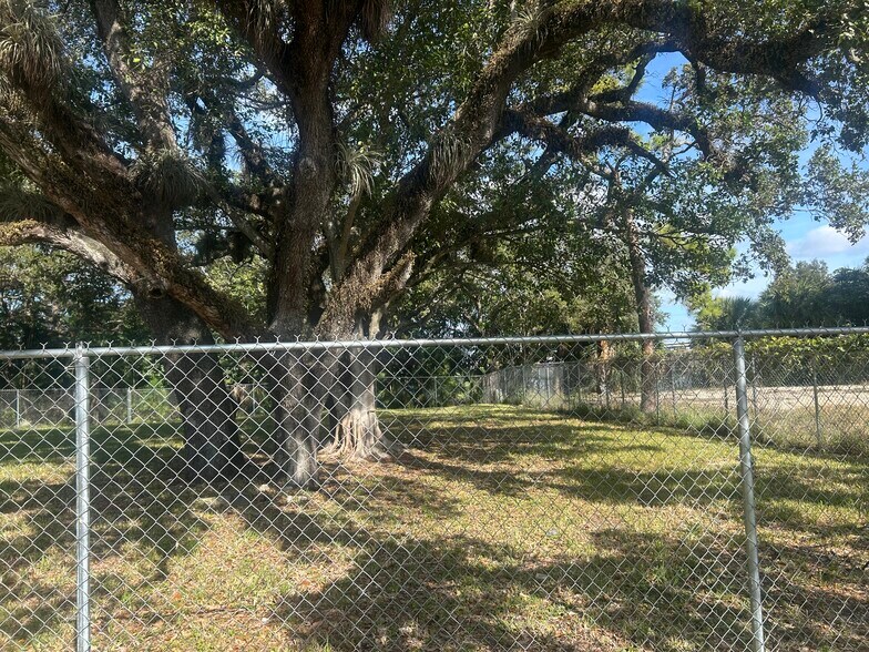 More Photos Of 2551 SW 36th St, Dania Beach Land For Sale