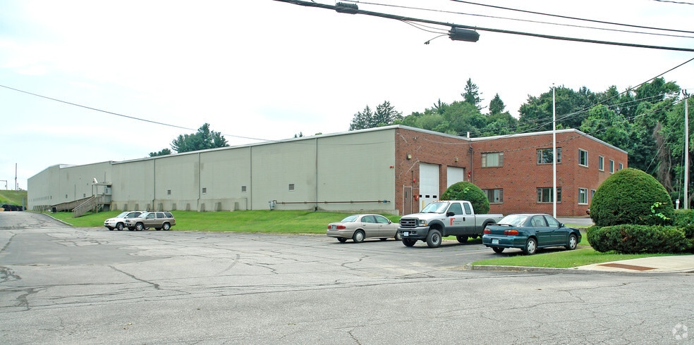 Primary Photo Of 1 Horseshoe Pond Ln, Concord Light Distribution For Sale