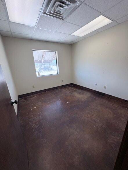 More Photos Of 12301 W County Road 100, Midland Industrial For Lease