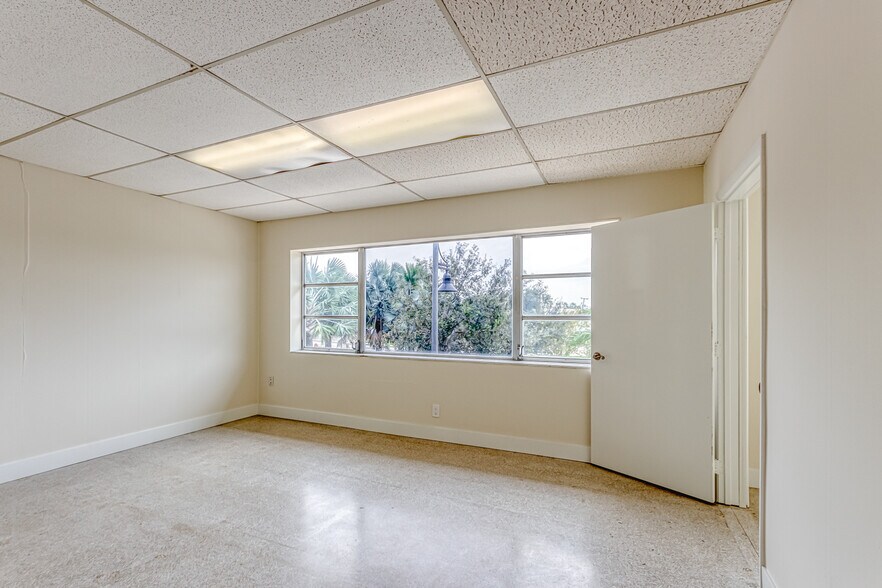 More Photos Of 2769-2777 E Atlantic Blvd, Pompano Beach Storefront Retail Office For Lease