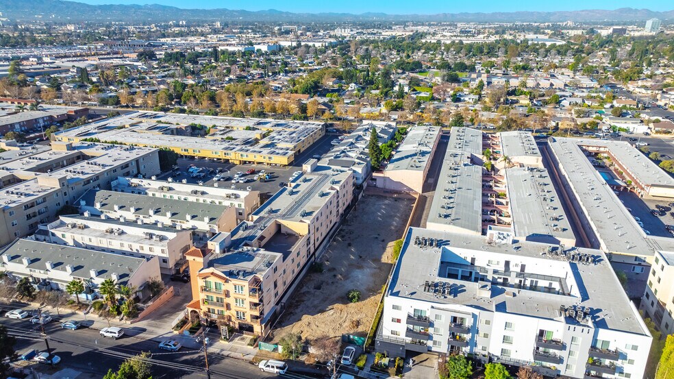 More Photos Of 7911 Ventura Canyon Ave, Panorama City Land For Sale