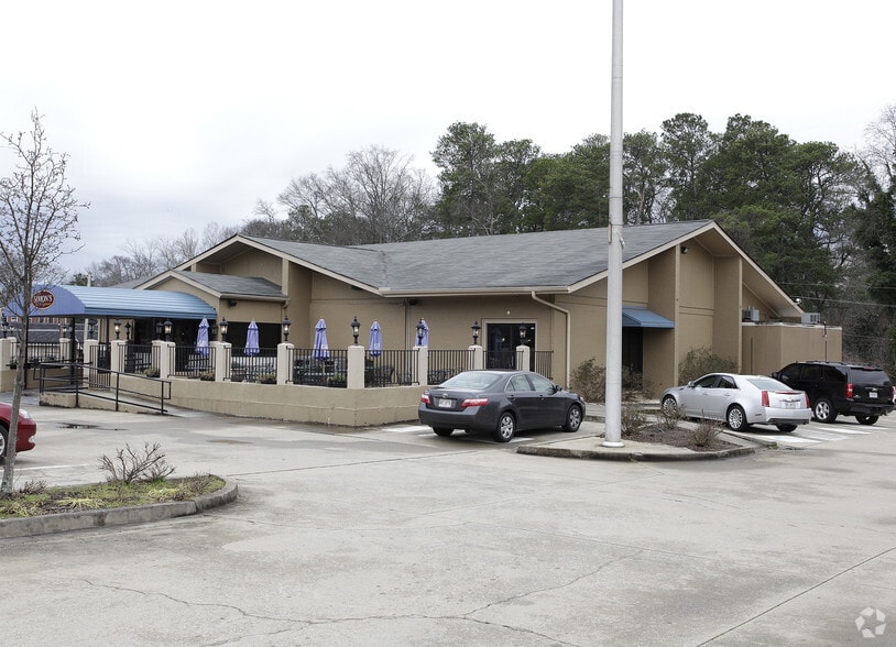 More Photos Of 3529 Main St, Atlanta Restaurant For Sale