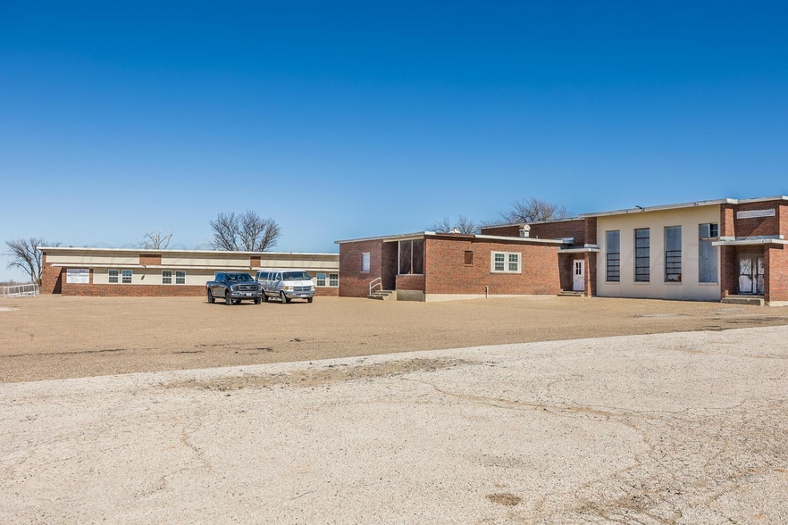 More Photos Of 2800 NW 9th St, Amarillo Schools For Sale