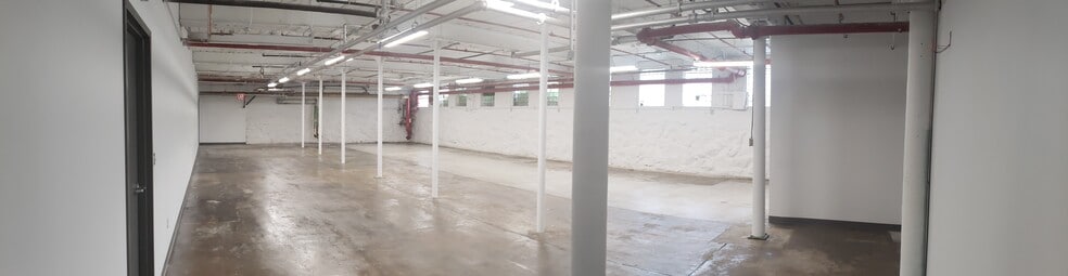 More Photos Of 28 Draper Ln, Canton Manufacturing For Lease