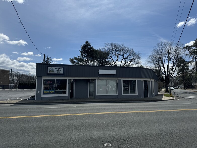 Primary Photo Of 363-365 Boston Rd, Springfield Storefront For Lease