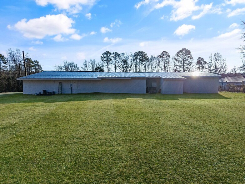 More Photos Of 139 Twilight Rd, Lancaster Religious Facility For Sale
