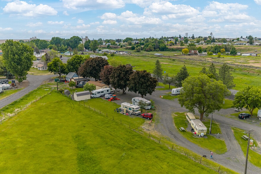 More Photos Of 14 Portland St NW, Wilbur Trailer Camper Park For Sale