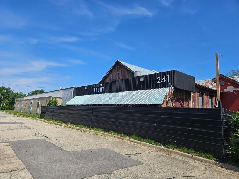 More Photos Of 243 W Roosevelt Rd, West Chicago Bowling Alley For Lease